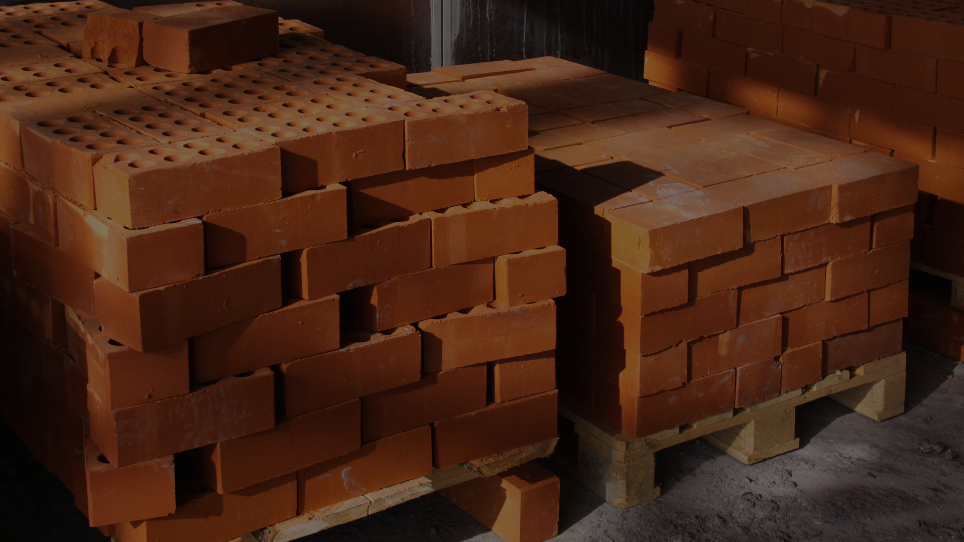 Beginners Guide Safe Storage and Handling of Bricks & Blocks